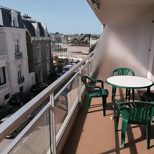  Appartement Proche